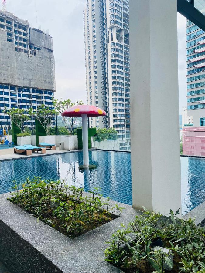 Reizz Residence By Leo Suites كوالالمبور المظهر الخارجي الصورة