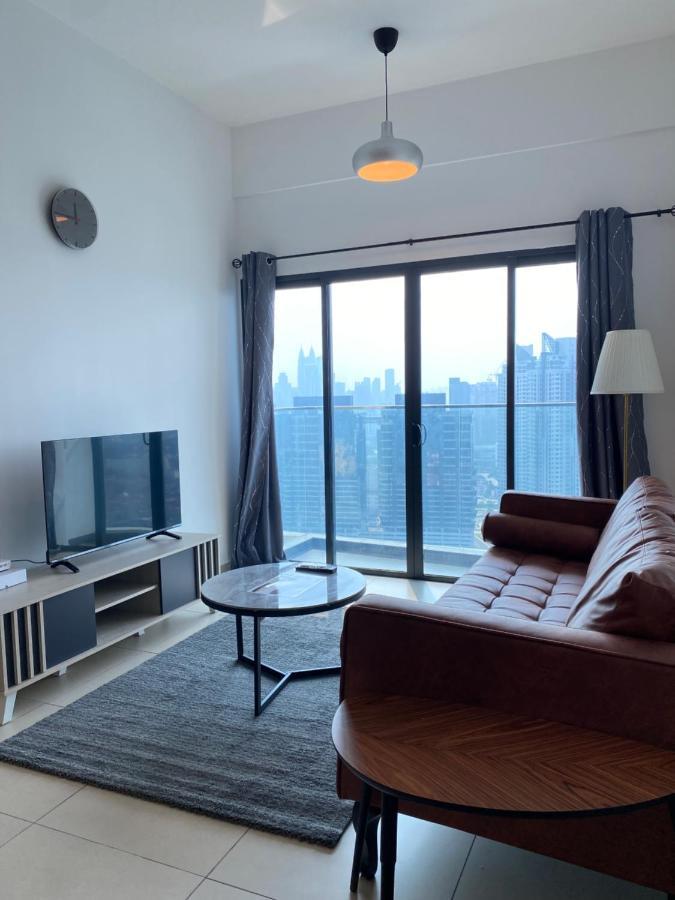 Reizz Residence By Leo Suites كوالالمبور المظهر الخارجي الصورة