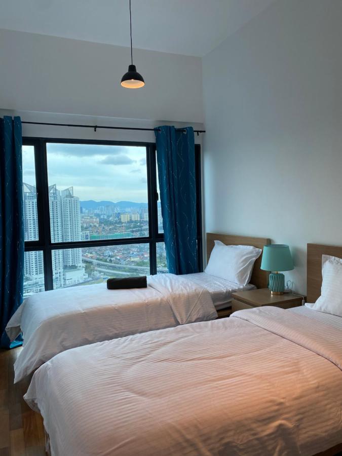 Reizz Residence By Leo Suites كوالالمبور المظهر الخارجي الصورة