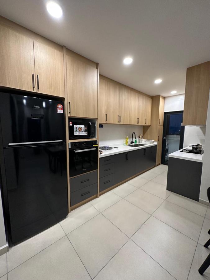 Reizz Residence By Leo Suites كوالالمبور المظهر الخارجي الصورة