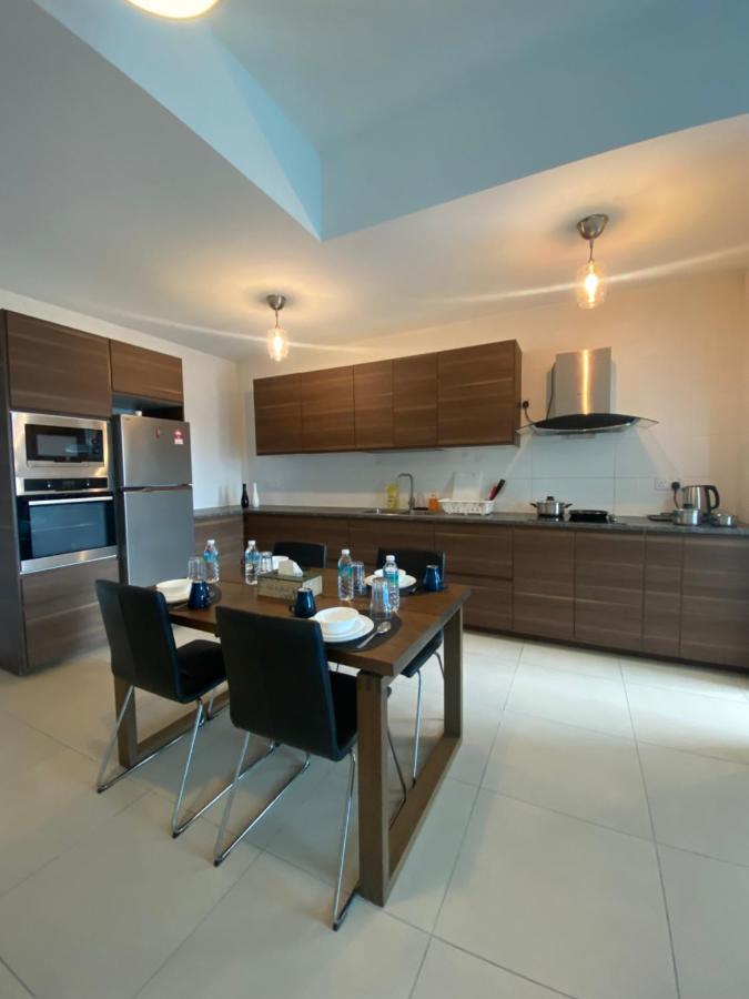 Reizz Residence By Leo Suites كوالالمبور المظهر الخارجي الصورة
